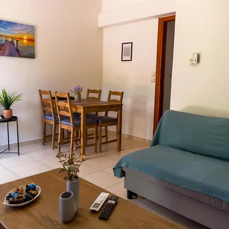 Apartment Laurels